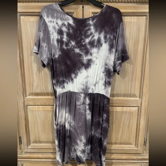 Simply Southern Black and Gray Tie-Dye Dress - Picture 2 of 3